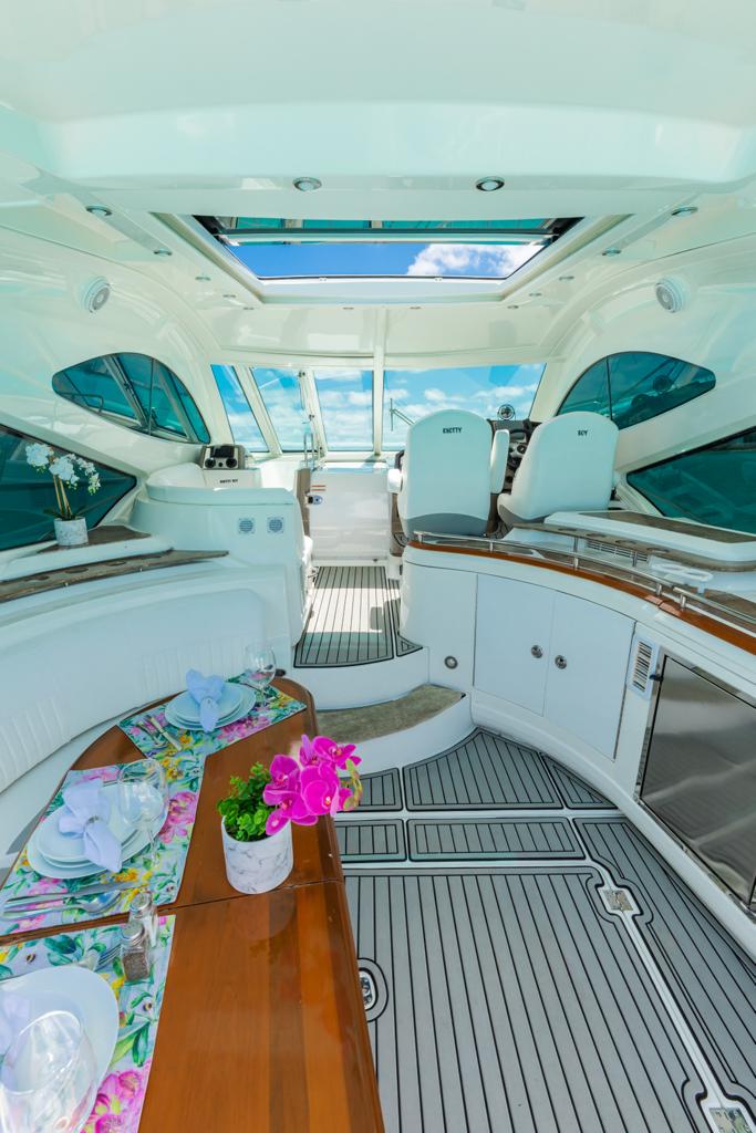 knotty boy 55fts crusiers yacht coupé sport knotty boy 55fts crusiers yacht coupé sport